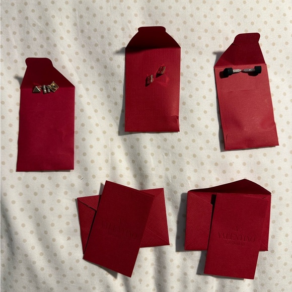 Valentino Rockstud Caged 100 Patent Pump Black/Poudre - Picture 5 of 8